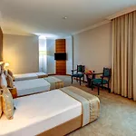 Bera Hotel 4*