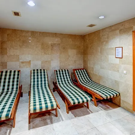 Bera Hotel 4*
