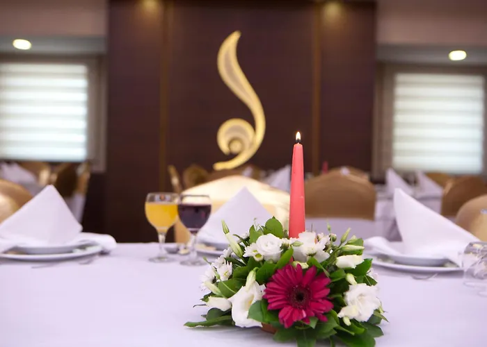 酒店 科尼亚贝拉酒店