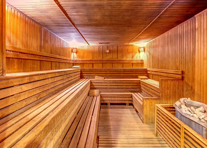 科尼亚贝拉酒店 4*